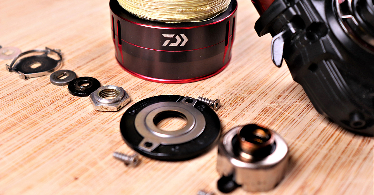 Penn Spinfisher 4400SS Fishing Reel - How to take apart, service and  reassemble 