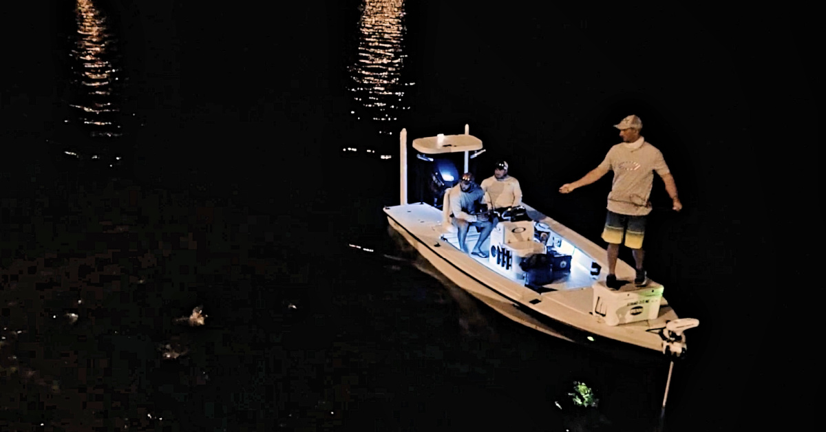 How To Inshore Fish At Night (Where To Go & What Lures To Use)