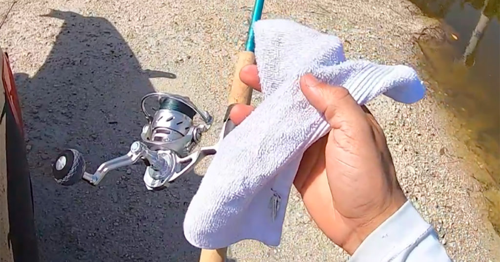 how to clean rod and reel