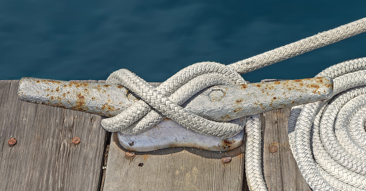 How To Tie The Cleat Hitch Knot And The 1 Mistake Most Boaters Make
