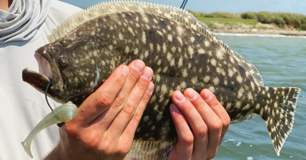using smart fishing spots to catch redfish & flounder