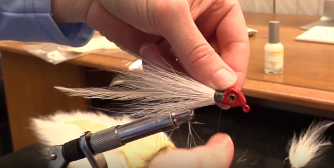 how to tie a bucktail jig