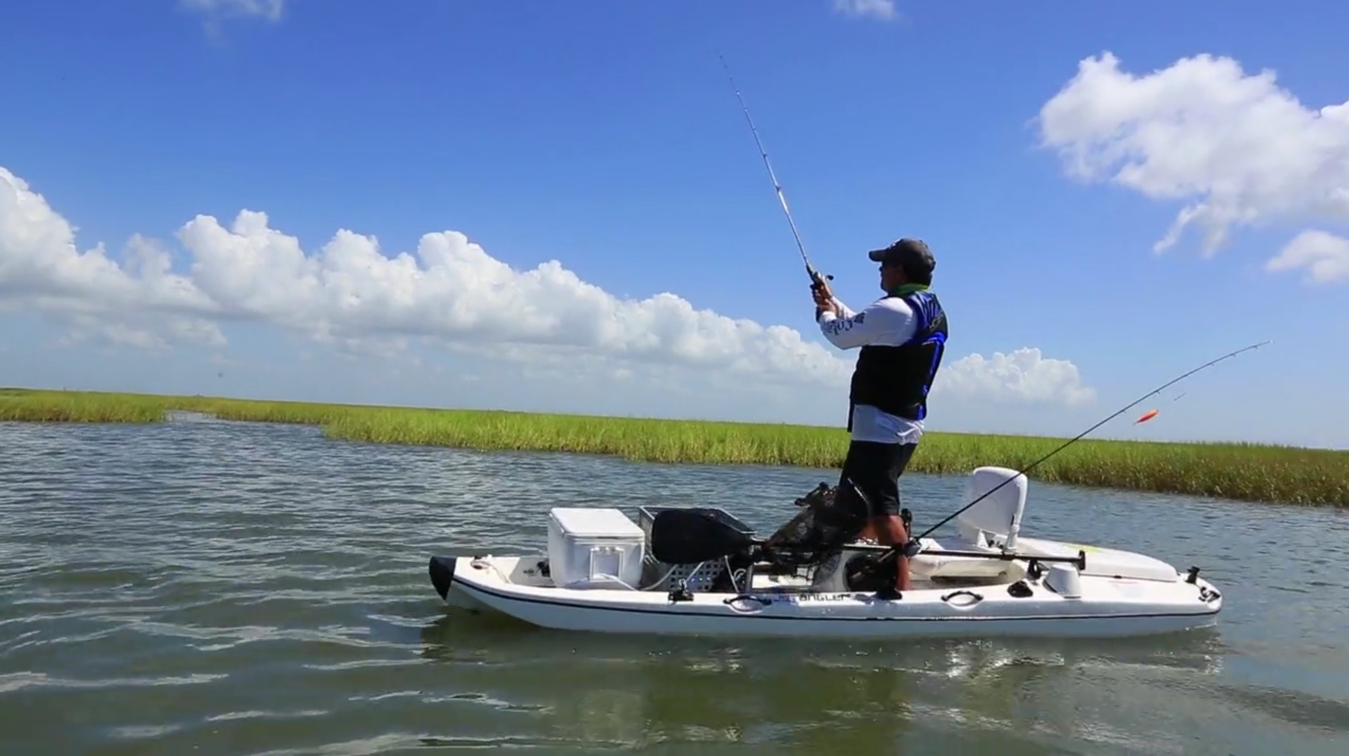 jet angler – a jet-propelled fishing kayak gadgetking.com